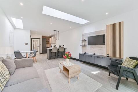 Laurie Grove, SE14