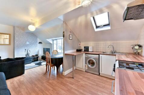 Call us now to view this modern two-bedroom flat