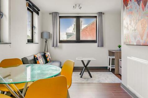 Call us to view this 1 bed in Craster Rd, SW2