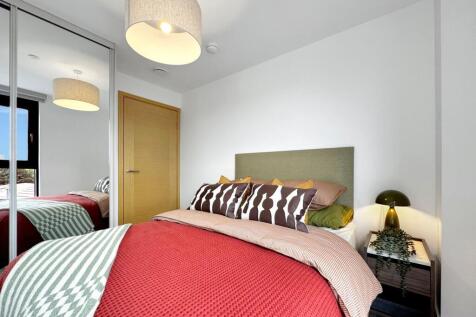 Spacious Double Room ¿All Bills Included - Shar