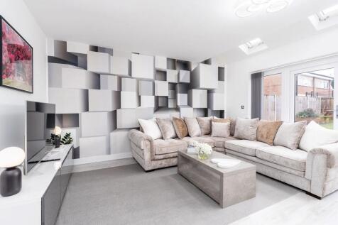 3 bed terraced house to rent Frith Rd, London CR0