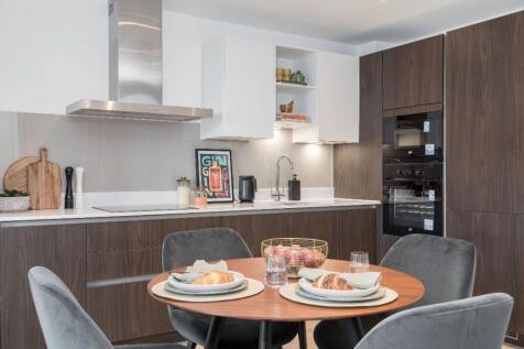 Call us to view this 2 bedroom Available in Janua