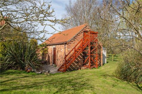 Outbuilding
