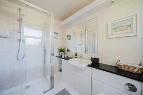 En Suite Shower Room