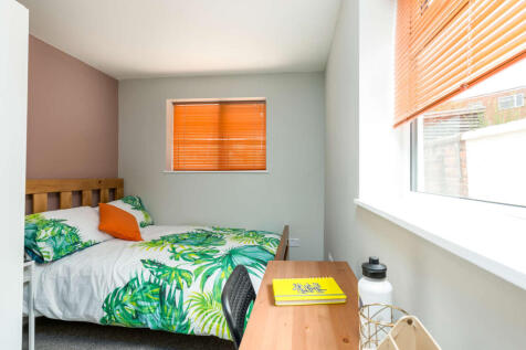 ROOM 2.jpg