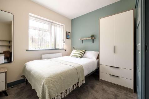 Room 1.jpg