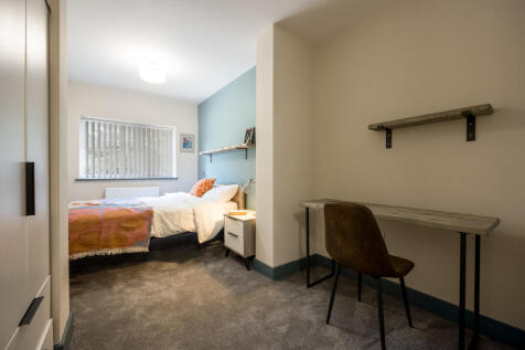 room 4.jpg