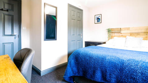 25 Glebe Road Room 6.4.jpg