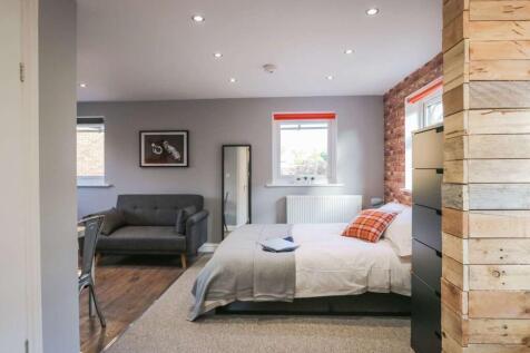 oxl_120_warwick_banbury_5551_MR.jpg