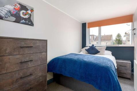 Bedroom4.jpg