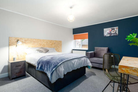 Bedroom 5.jpg