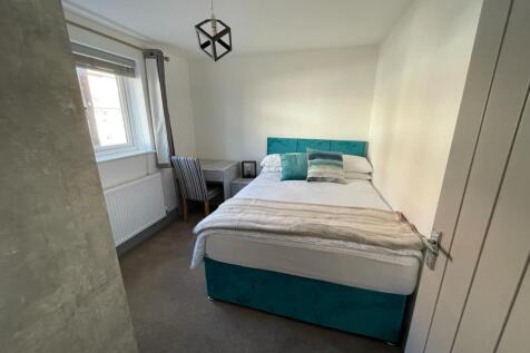49 Marlborough Close Bedroom 2.jpeg