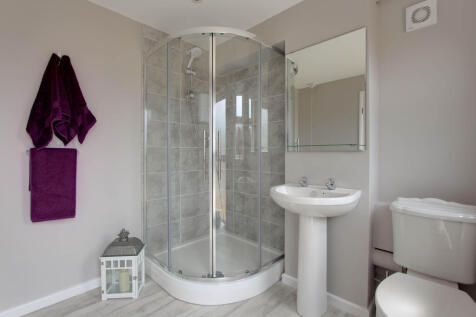 Shower Room.jpg
