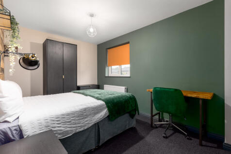 ROOM 7 (1).jpg