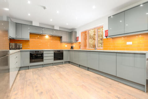 3 Stowford - Kitchen.jpg