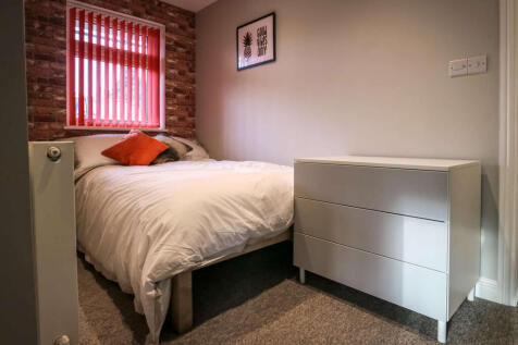oxl_120_warwick_banbury_5930_MR.jpg