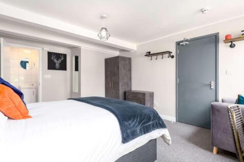 Bedroom 1a.jpg