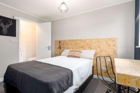 Bedroom 6.jpg