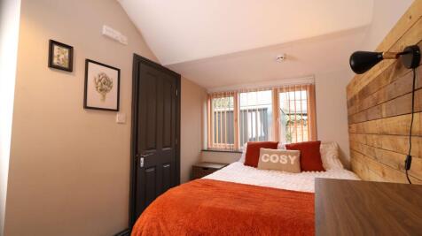 Ark Farmhouse Room 4 9.JPG