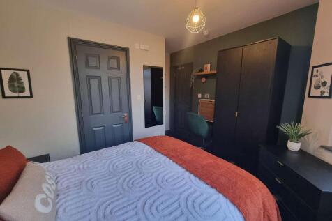 WhatsApp Image 2025-10-08 at 11.29.45_af86bcce.jpg