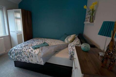 Copy of MED-WarwickRoad-Room5-CLM-2022.jpg