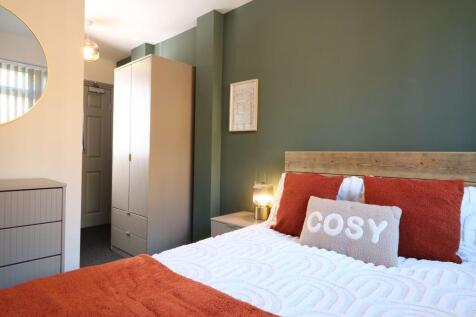 1  Wilberforce Street Room 4 3.JPG