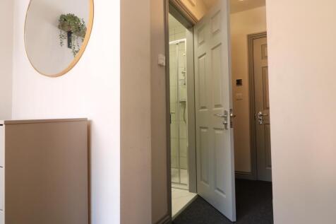 1  Wilberforce Street Room 4 6.JPG