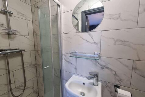 WhatsApp Image 2025-11-20 at 12.17.33_9819c9d6.jpg