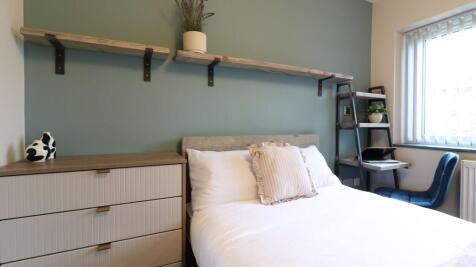 67 Masons Room 2 3.JPG