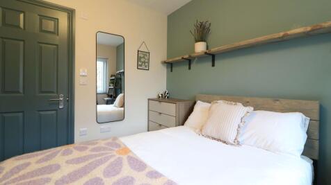 67 Masons Room 2 1 .JPG