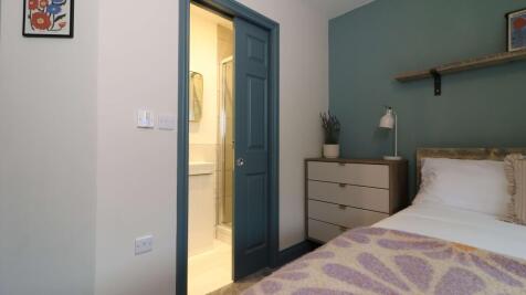 67 Masons Road Room 7 1.JPG