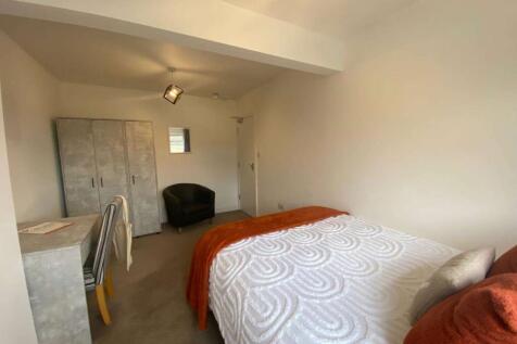 WhatsApp Image 2025-10-10 at 10.48.33_714ec5c4.jpg