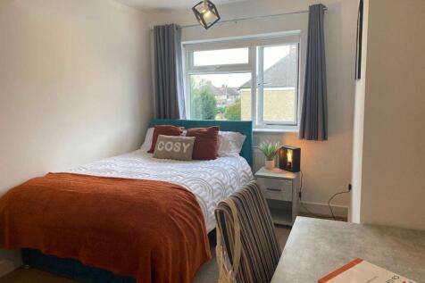 WhatsApp Image 2025-10-10 at 10.48.33_6dbf58ff.jpg