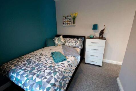 Copy of MED-WarwickRoad-Room5Wall-CLM-2022.jpg