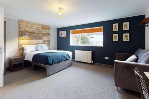 32-Lime-Road-Bedroom 4.jpg