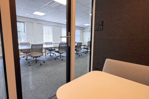 Quiet working pod