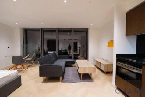 Studio apartment for rent in Landmark Pinnacle Lo