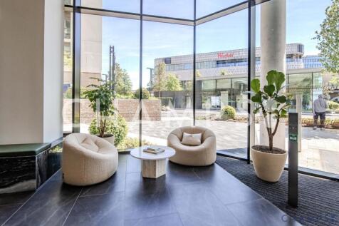 1bed for rent in White City Living