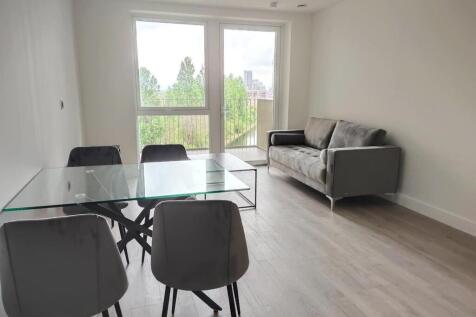 1bed for rent in Lavey House