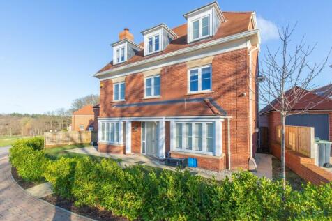 5bed Detached Homes for sale in Trent Park