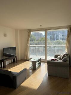 2bed for rent in Lumina Building