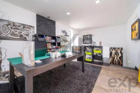 Property Image 39