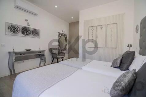 Property Image 111