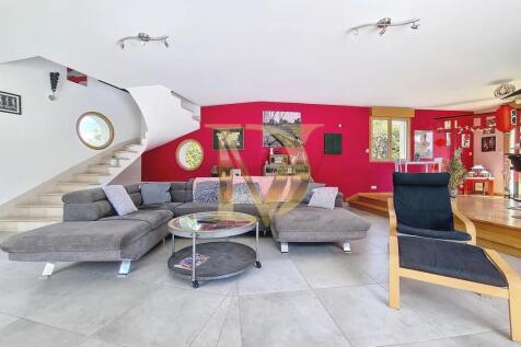 Property Image 25