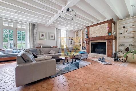Property Image 8