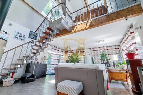 Property Image 28