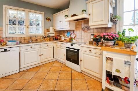 Property Image 8