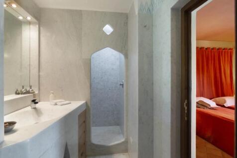 Property Image 61