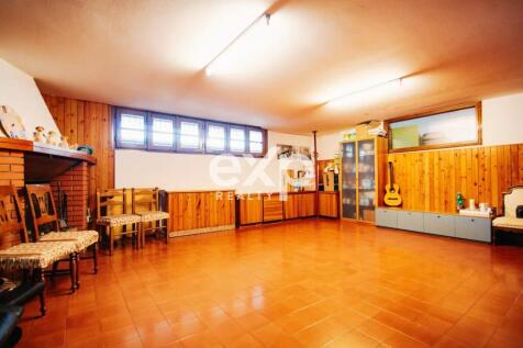 Property Image 100