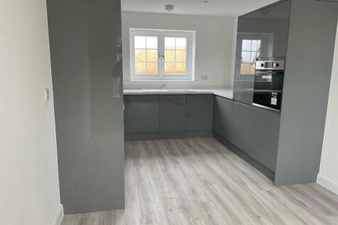 Plot 4 kitchen